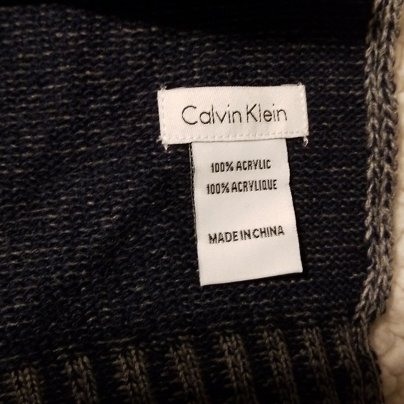NWT Calvin Klein Gray & Navy Logo Scarf - Picture 2 of 5